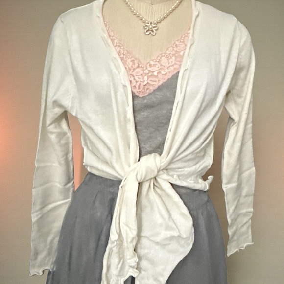 WoolOvers Optic White Wrap Cardigan Sweater Made from a Cotton/Silk Blend - Picture 2 of 16